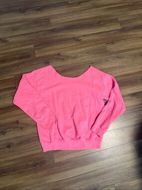 Women’s Bright Pink Scoop Neck Sweater